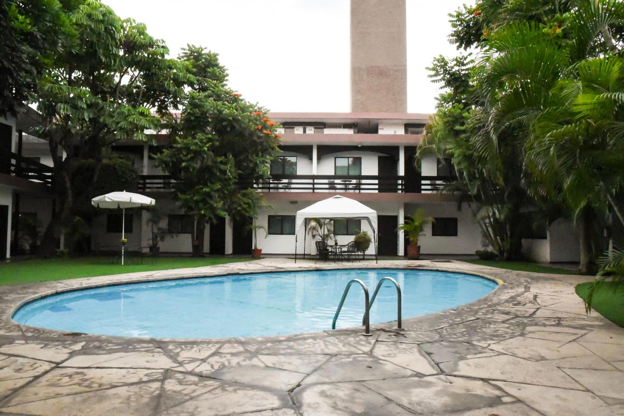 Hotel Expo Plaza Business And Family Guadalajara Zapopan Zewnętrze zdjęcie